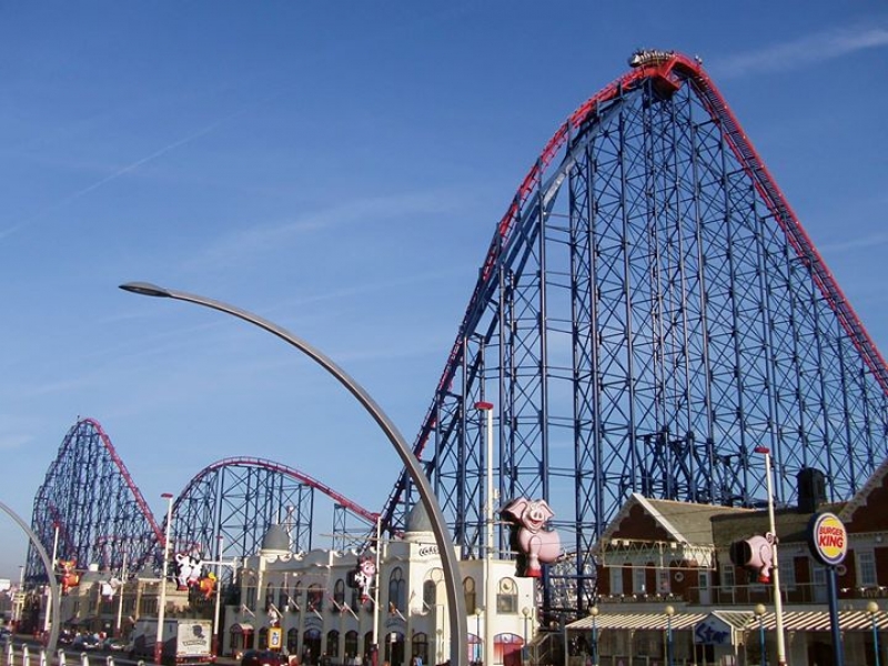 Skipton Leaders Climb The Big One (Pepsi Max Rollercoster)